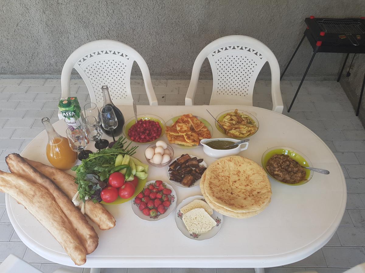 White House In Kakheti Eniseli Hotel Gremi Екстериор снимка