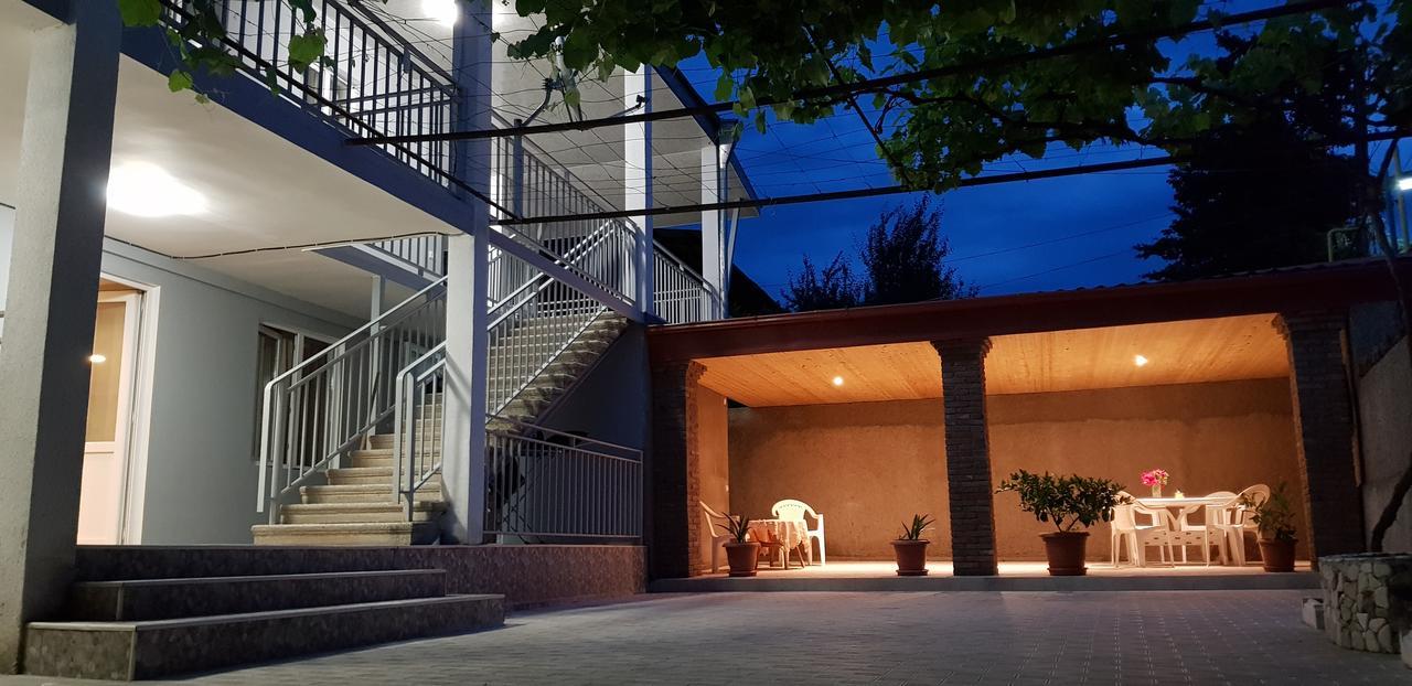 White House In Kakheti Eniseli Hotel Gremi Екстериор снимка